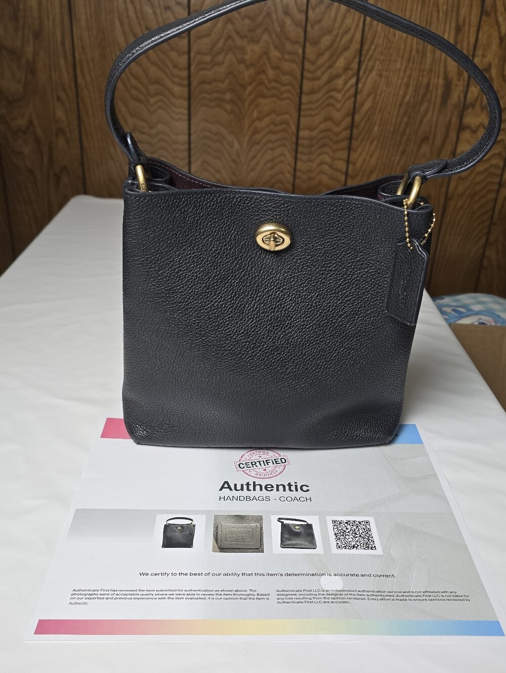 Coach Black Leather Turnlock Shoulder Bag W/COA